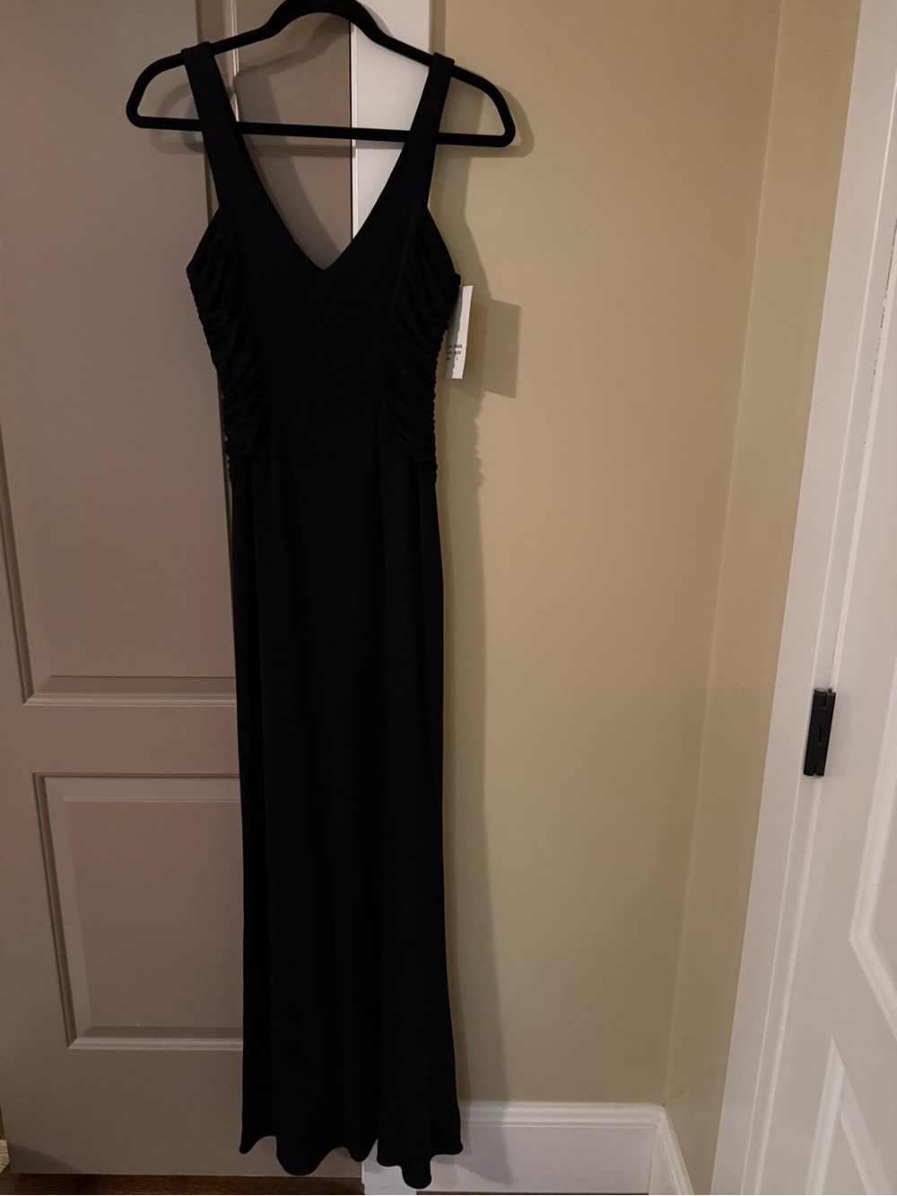 David Meister Black Sleeveless V-Neck Maxi Gown